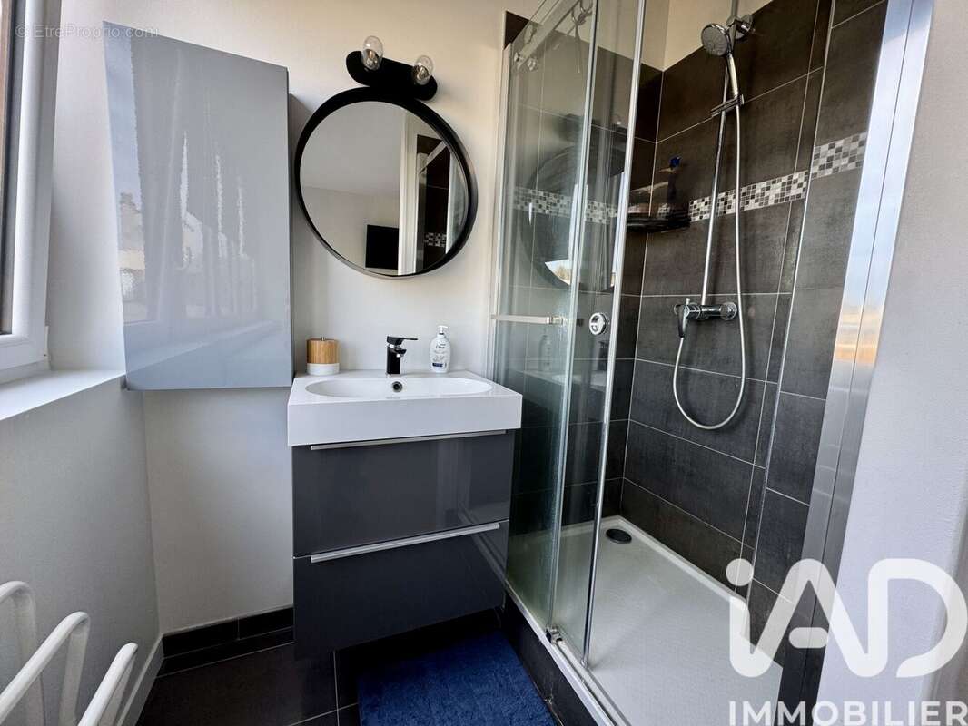 Photo 8 - Appartement à LA CELLE-SAINT-CLOUD