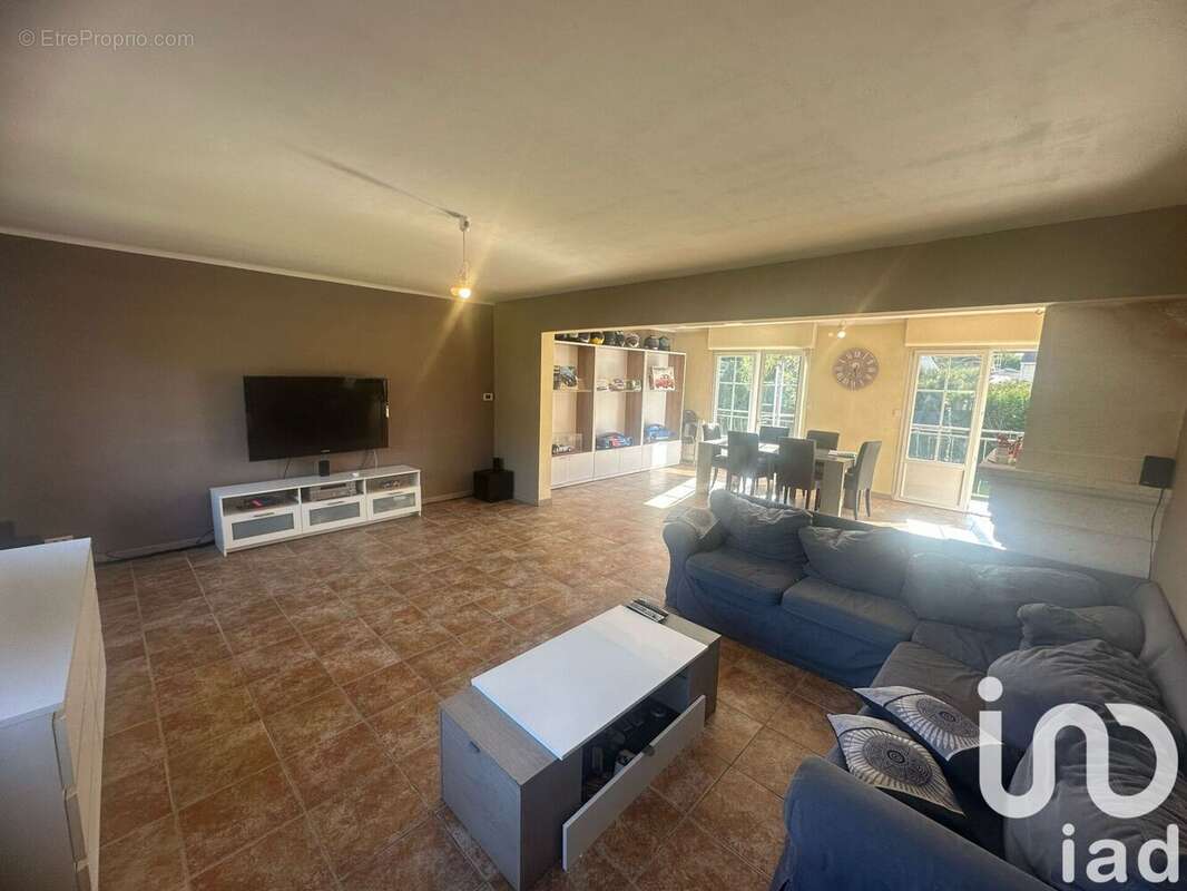 Photo 3 - Maison à MORTEFONTAINE-EN-THELLE