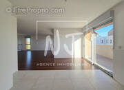 Appartement à AVRILLE