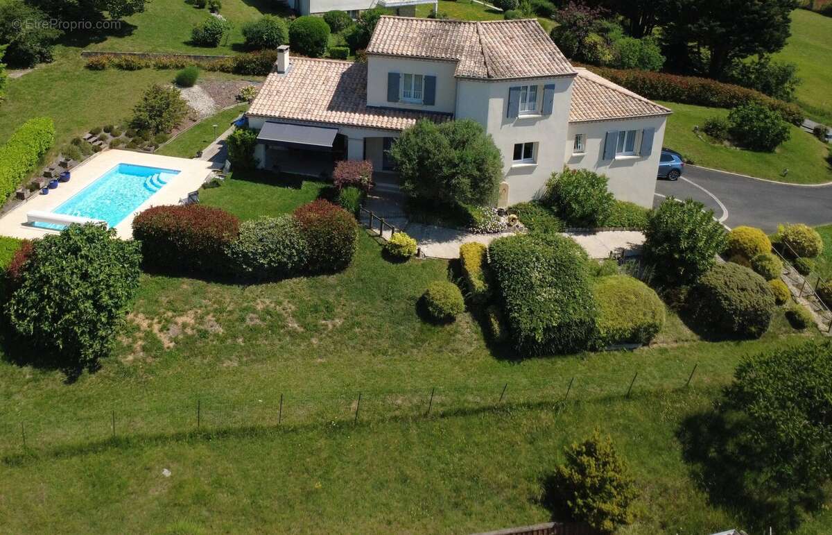 Maison à LEMBRAS