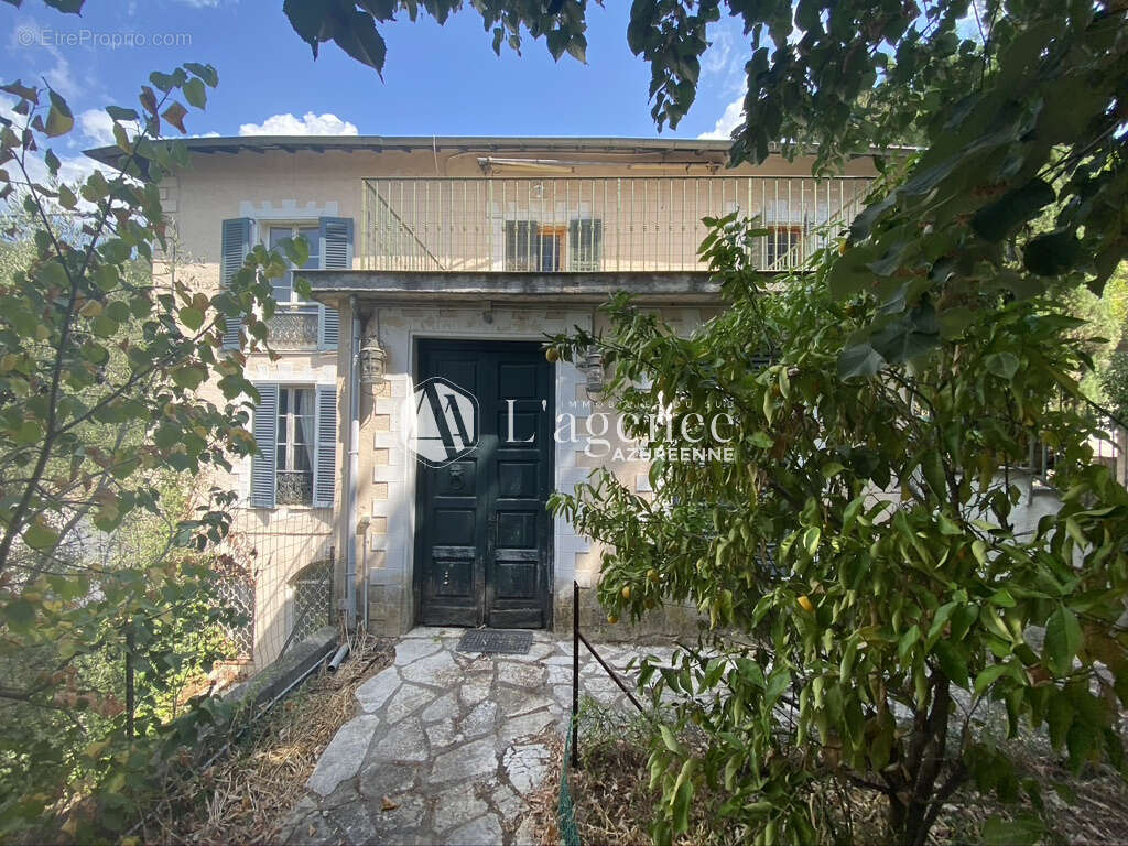 Maison à CONTES