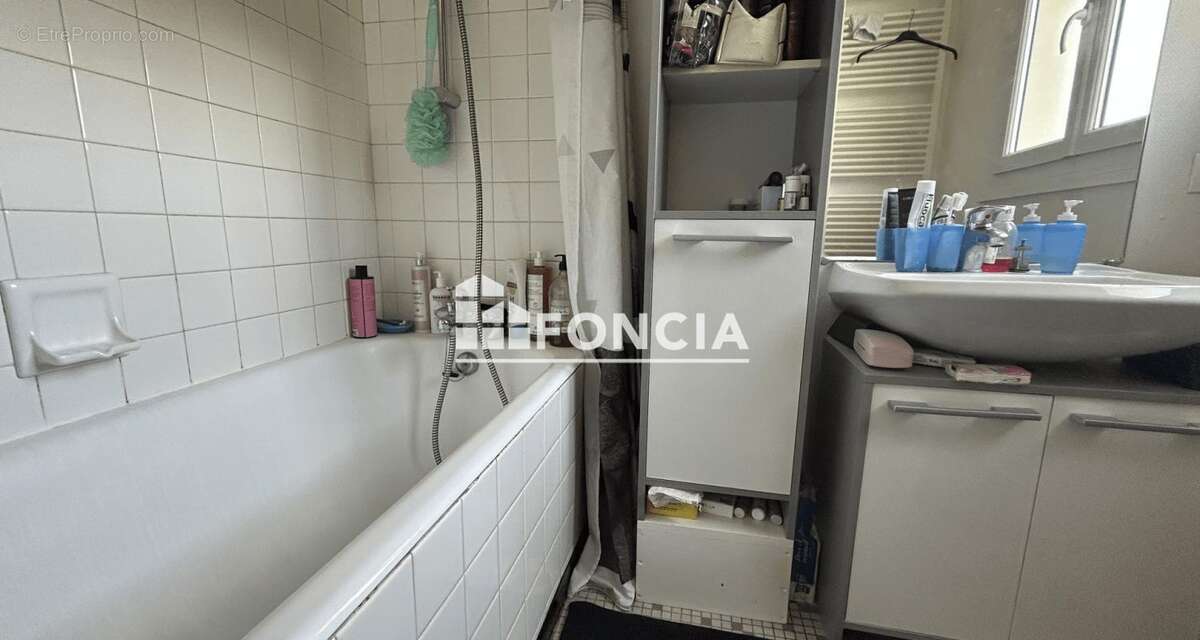 Appartement à LUCE