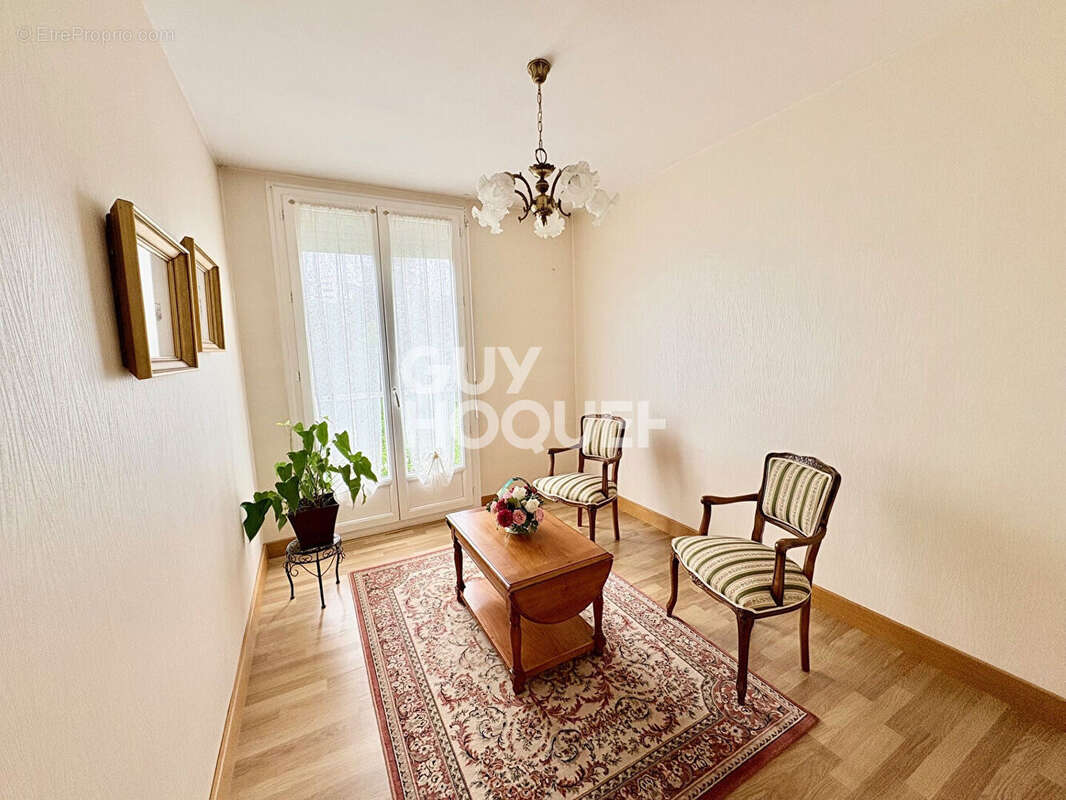 Appartement à VILLENAVE-D'ORNON