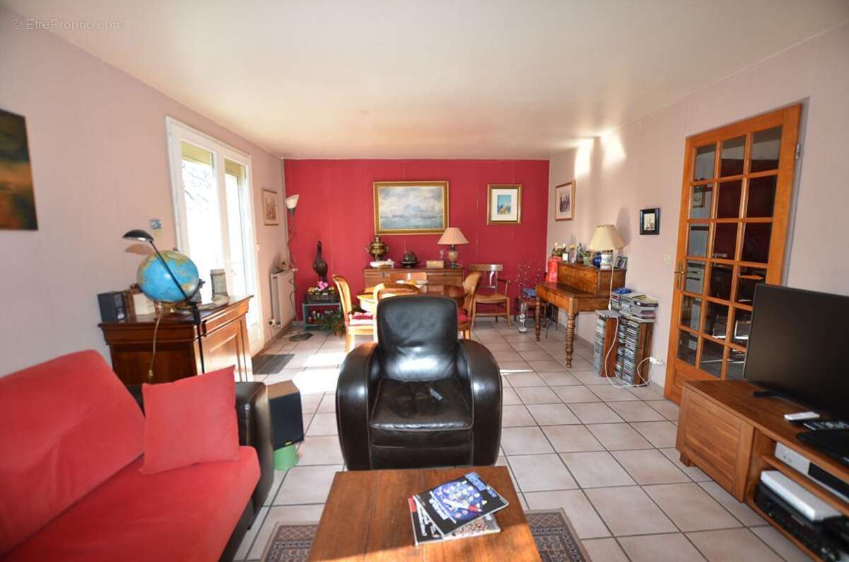 Maison à FLEURY-MEROGIS