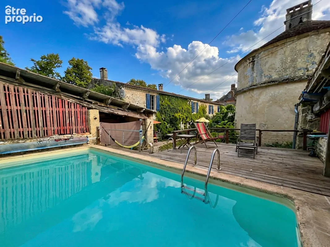 Maison de cinq chambres et piscine chauffée - photo 2