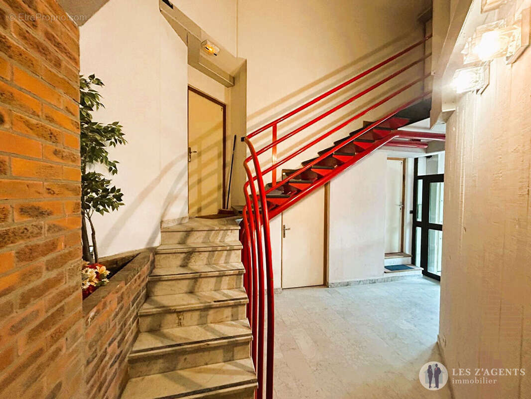 Appartement à SAINT-MARTIN-D'HERES