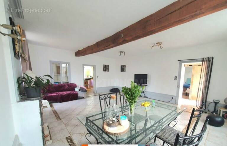 Maison à GROSSOUVRE