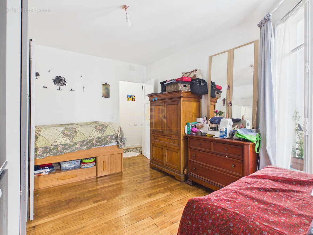 Appartement à PARIS-20E