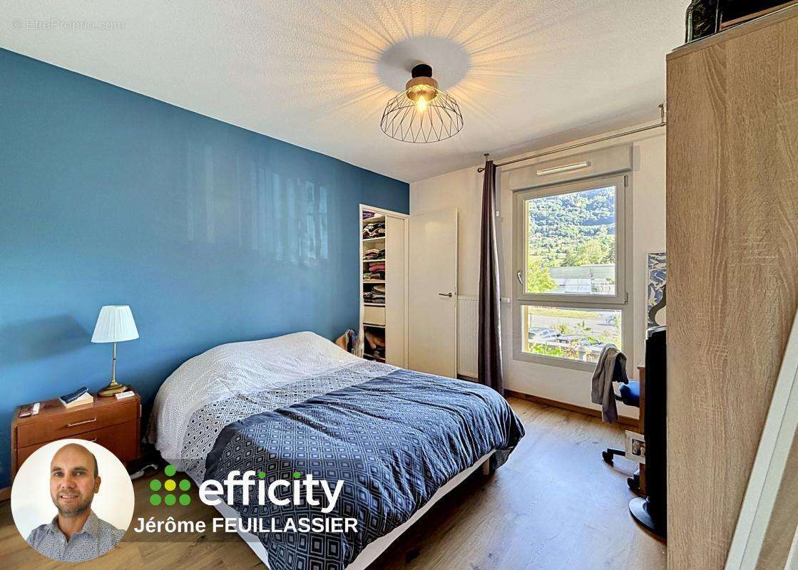 Appartement à CLUSES