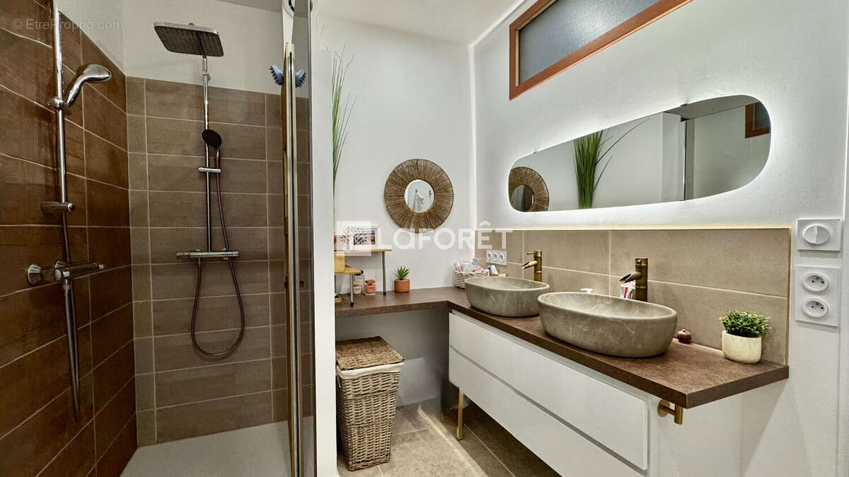 Maison à SOURCIEUX-LES-MINES