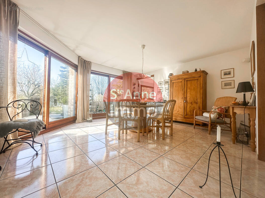 Maison à MONTDIDIER