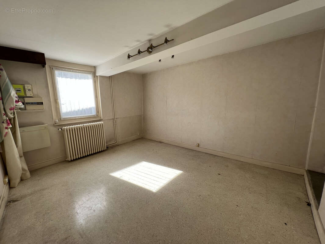 Maison à SAINT-PARRES-LES-VAUDES