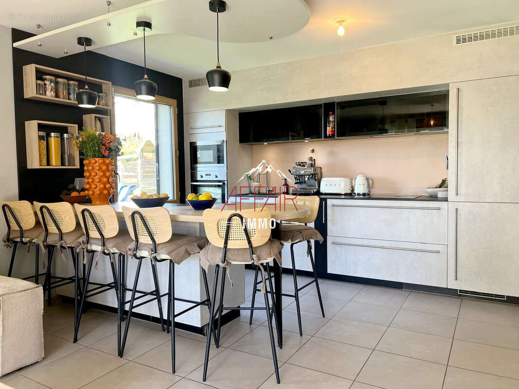 Appartement à NEYDENS