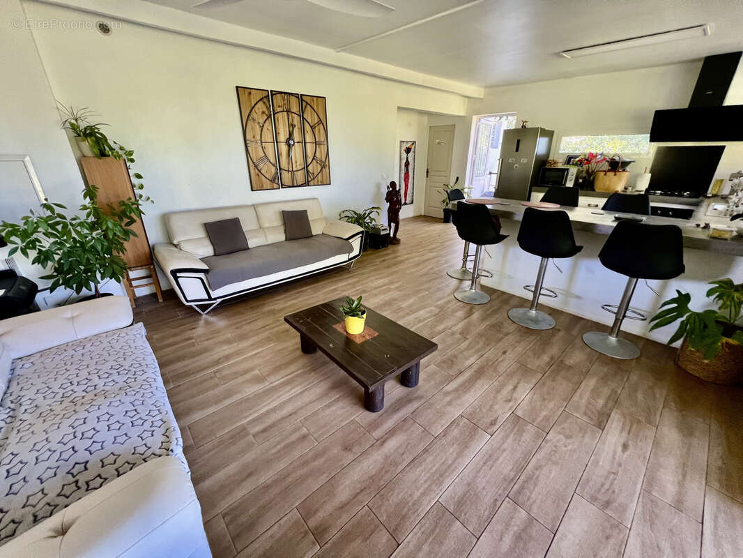 Maison à SAINT-JOSEPH