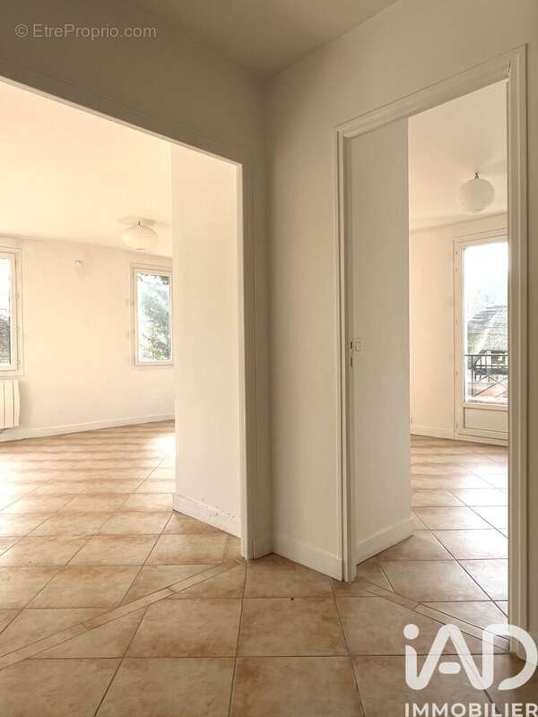 Photo 3 - Appartement à RUEIL-MALMAISON