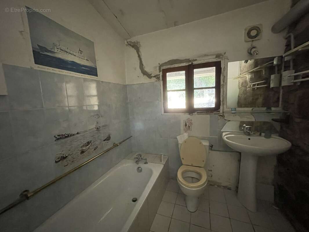Maison d'environ 100 m2  SUR 1000 m2 de terrain - photo 8