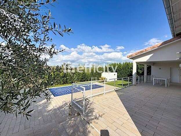 Maison 95 m² à Moras-En-Valloire  - photo 16