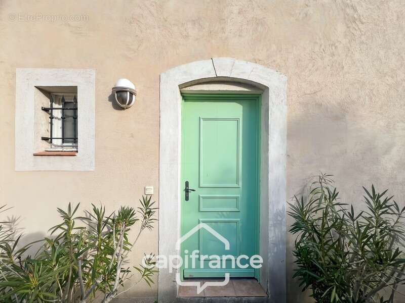 Maison à MALLEMORT