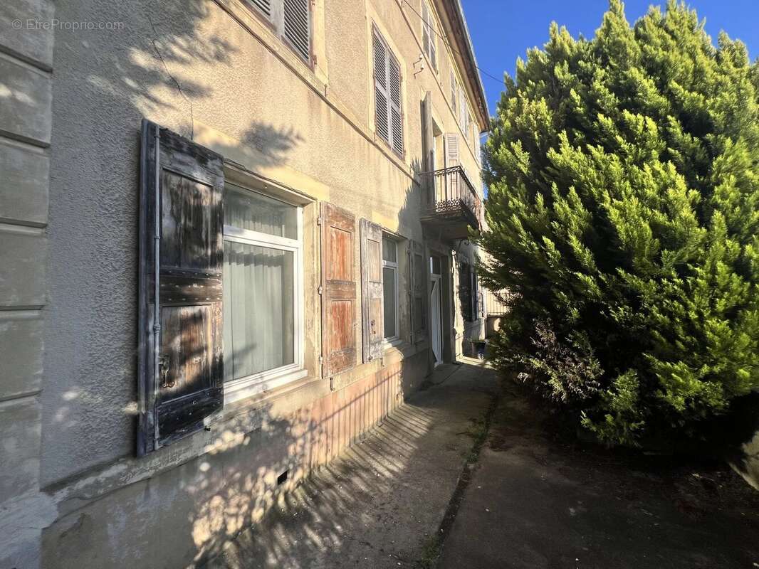 Maison à SAINT-LATTIER