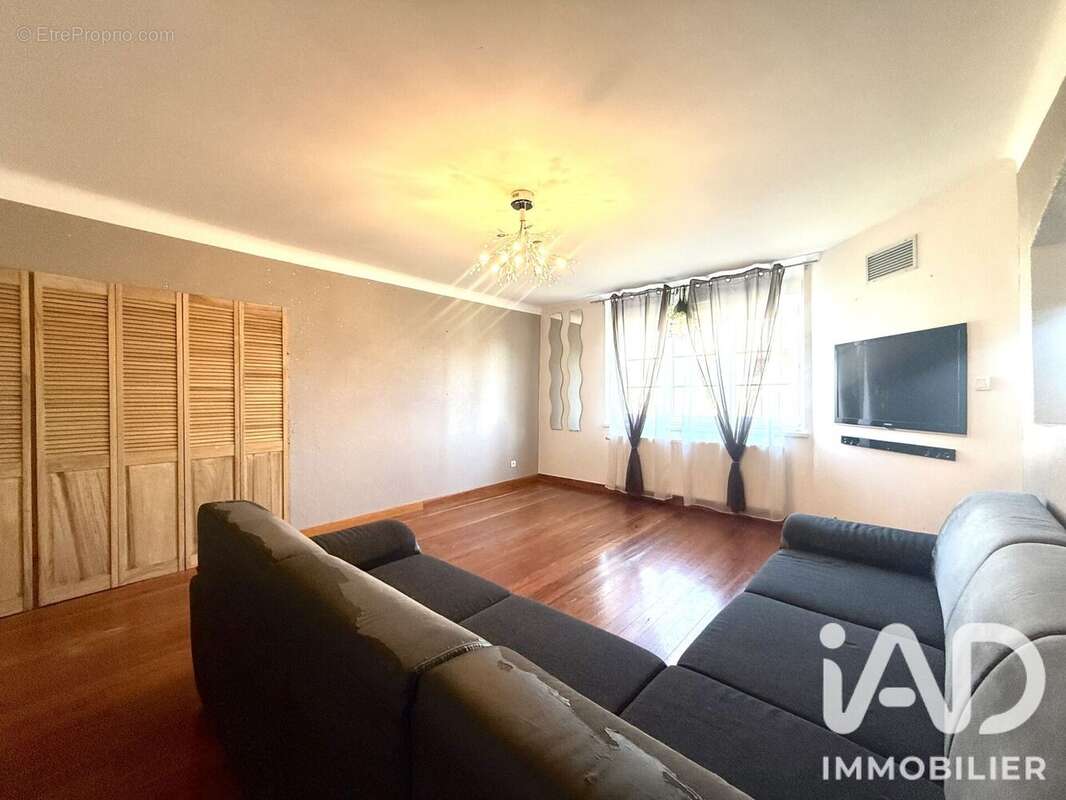 Maison 165 m² à Fremestroff  - photo 2