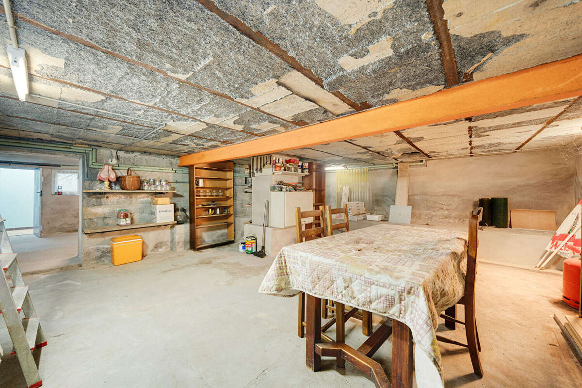 Maison à NEUVES-MAISONS