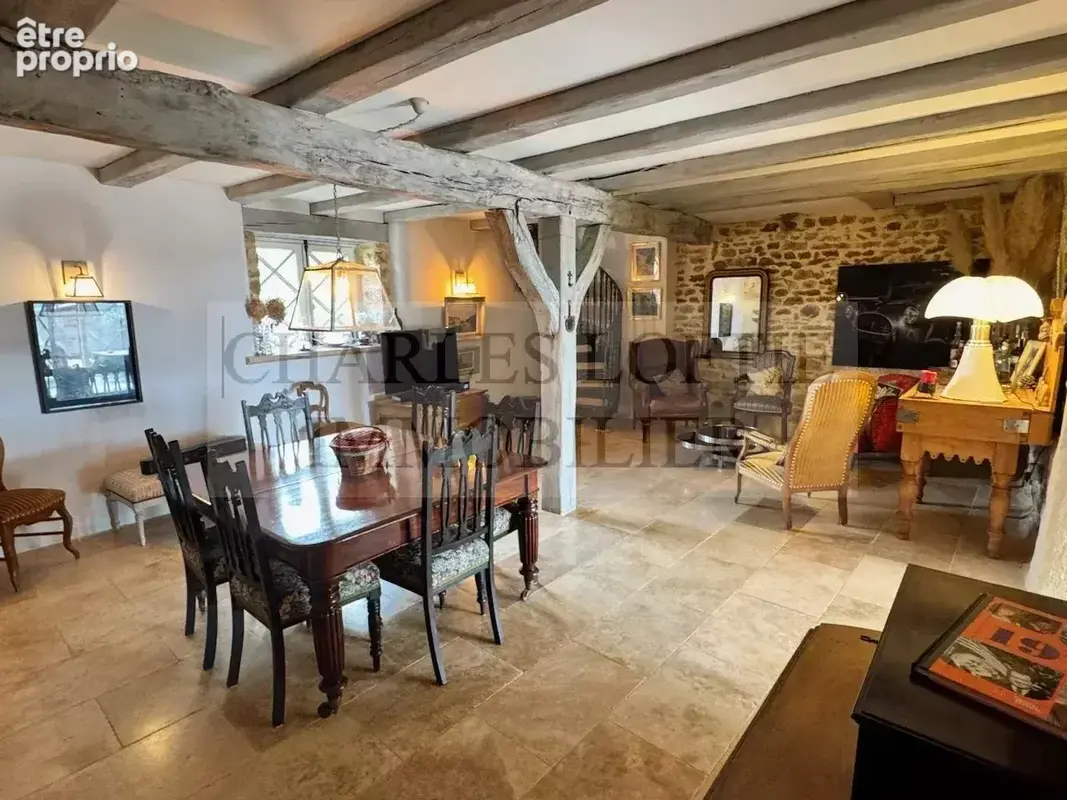 Somptueuse maison de maître avec gîte, dépendances et piscine naturelle - photo 16