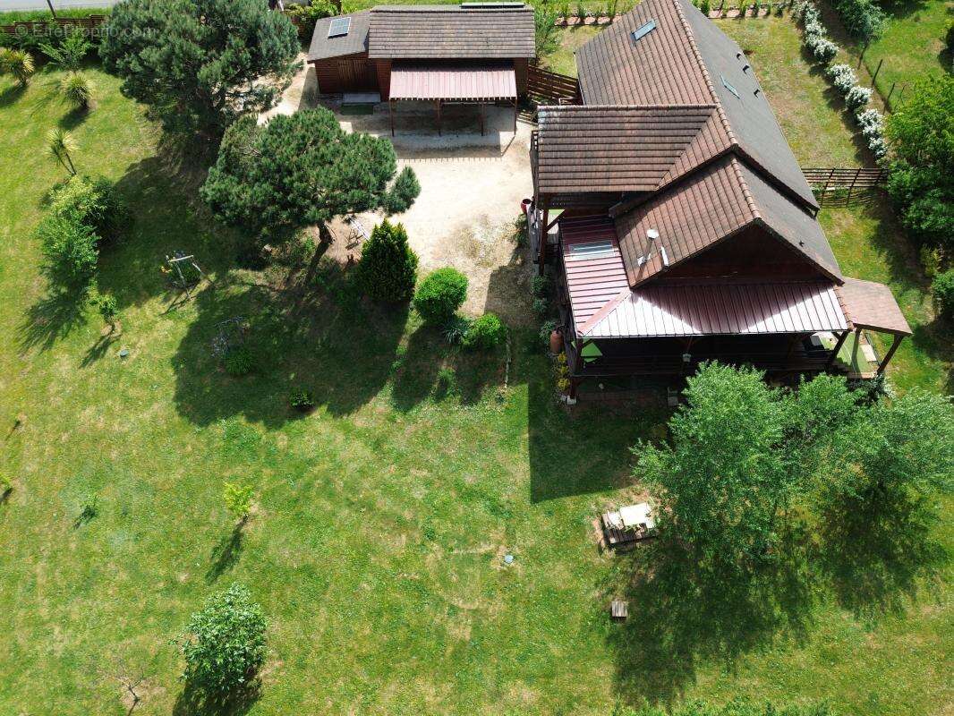 Maison à LA DOUZE