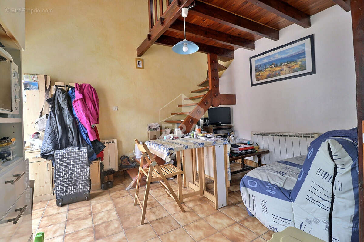 Appartement à COLOMBES