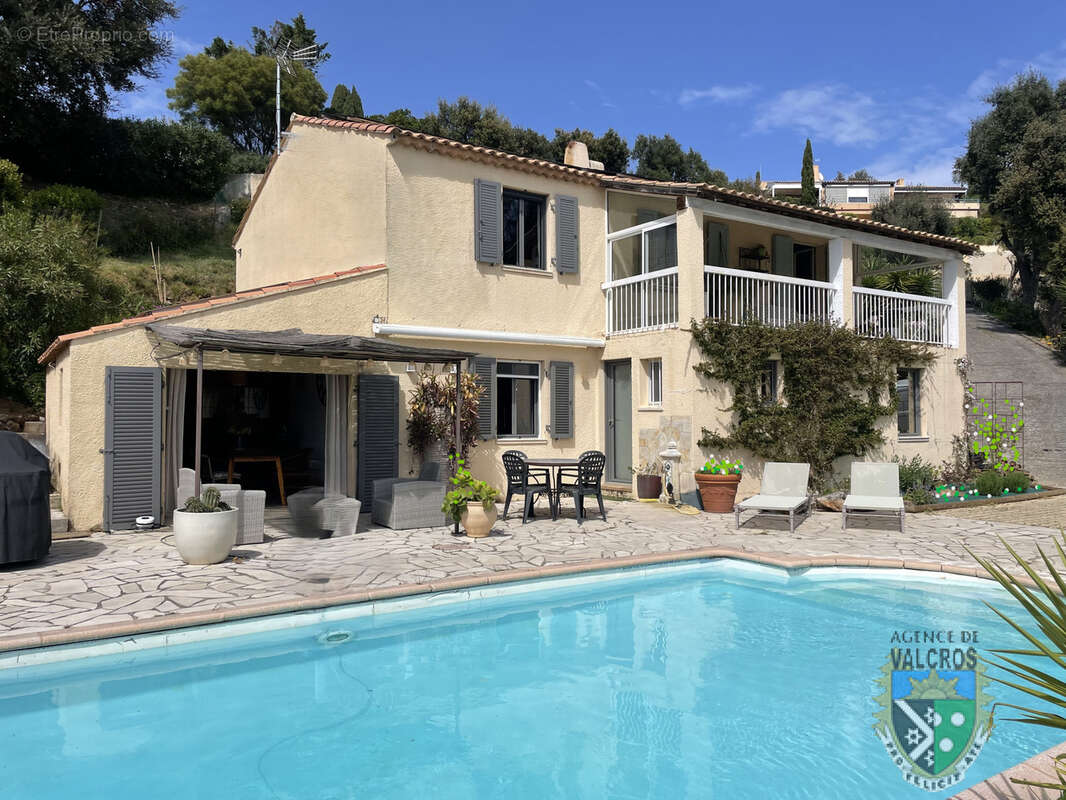 Maison à LA LONDE-LES-MAURES