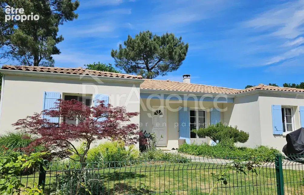 Maison 5 pièces 121 m² · à Chaillevette · 121 m² · 344 800 €