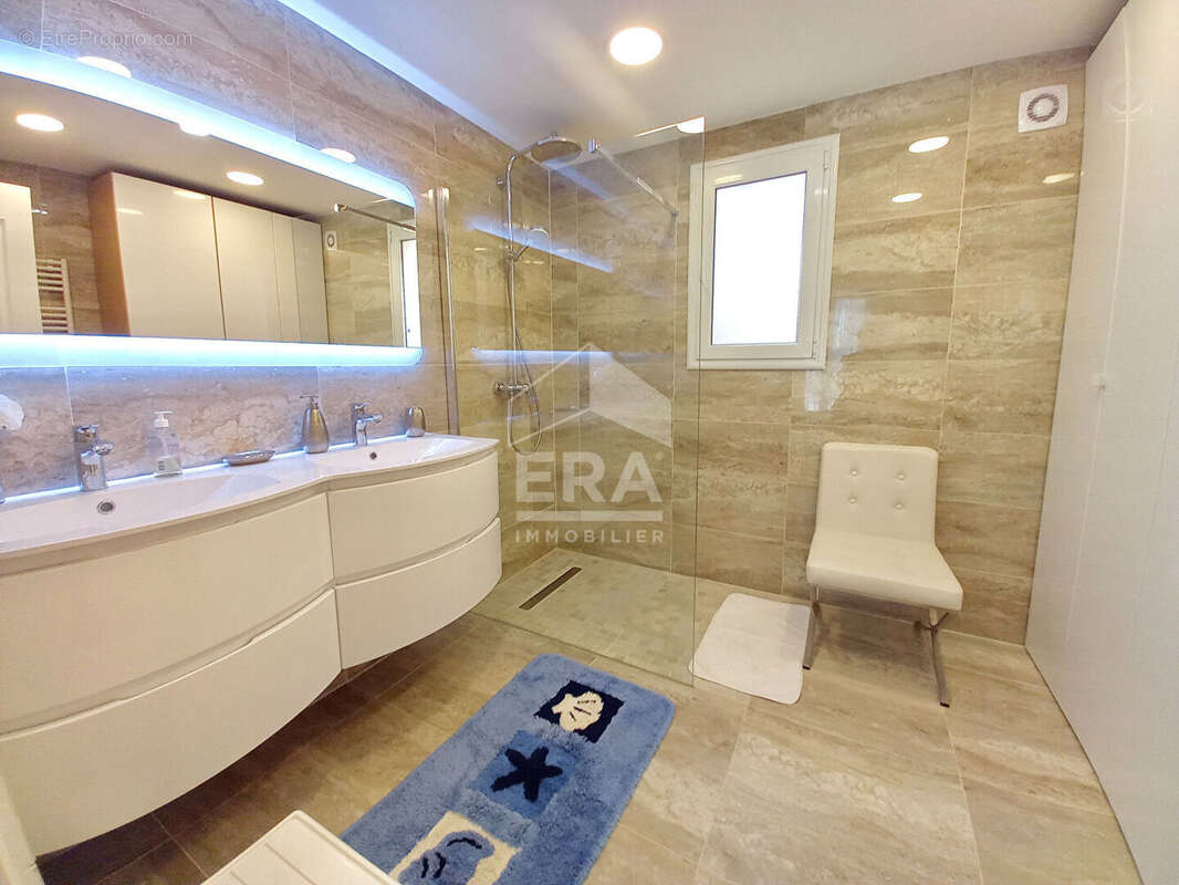 Maison à MOUANS-SARTOUX