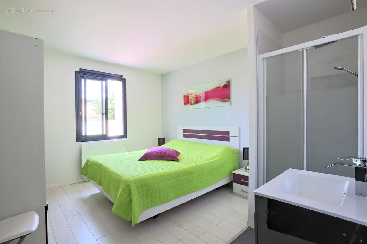 Maison à SOLLIES-PONT