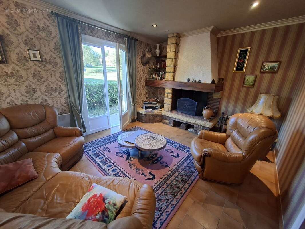 Maison à ROQUECOURBE