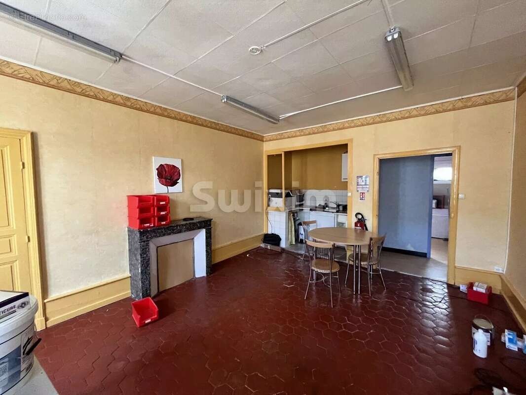 Maison à OUROUX-EN-MORVAN