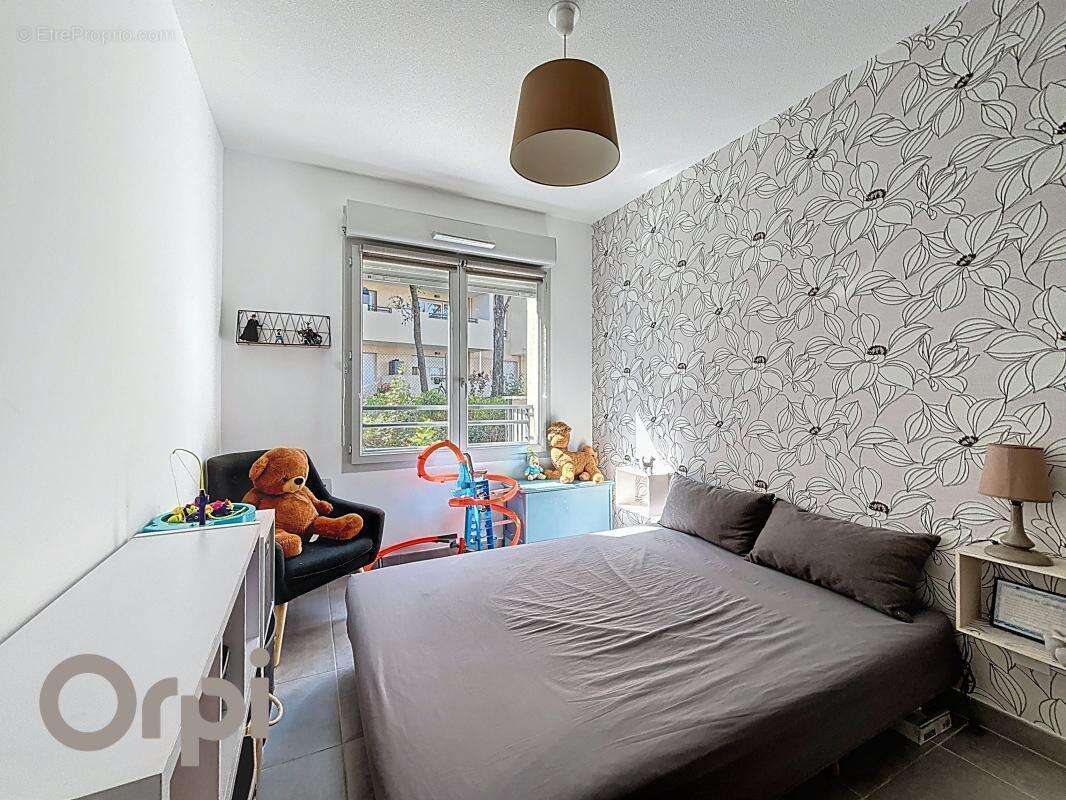 Appartement à LE MUY
