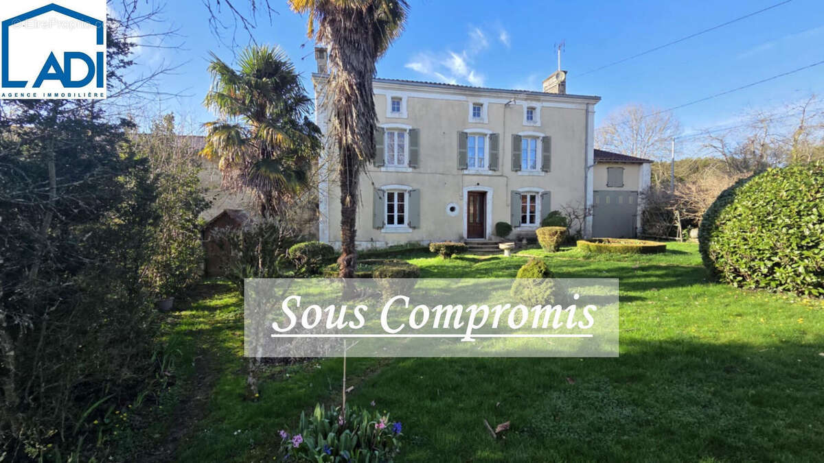 Maison à SOUVIGNE