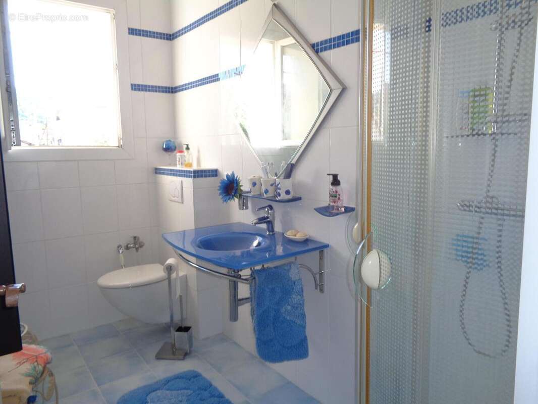   - Maison à DRAGUIGNAN