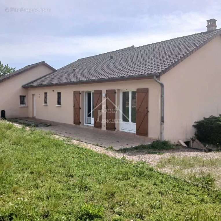 Maison à VARENNES-SUR-ALLIER