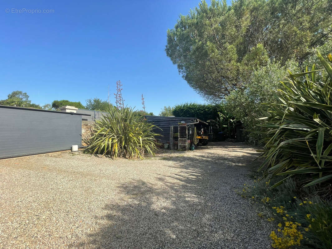 Maison à FROSSAY