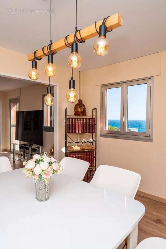 Appartement à CAP-D'AIL
