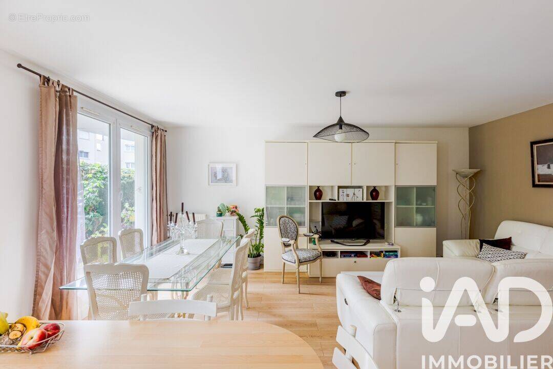 Photo 1 - Appartement à JOUY-LE-MOUTIER