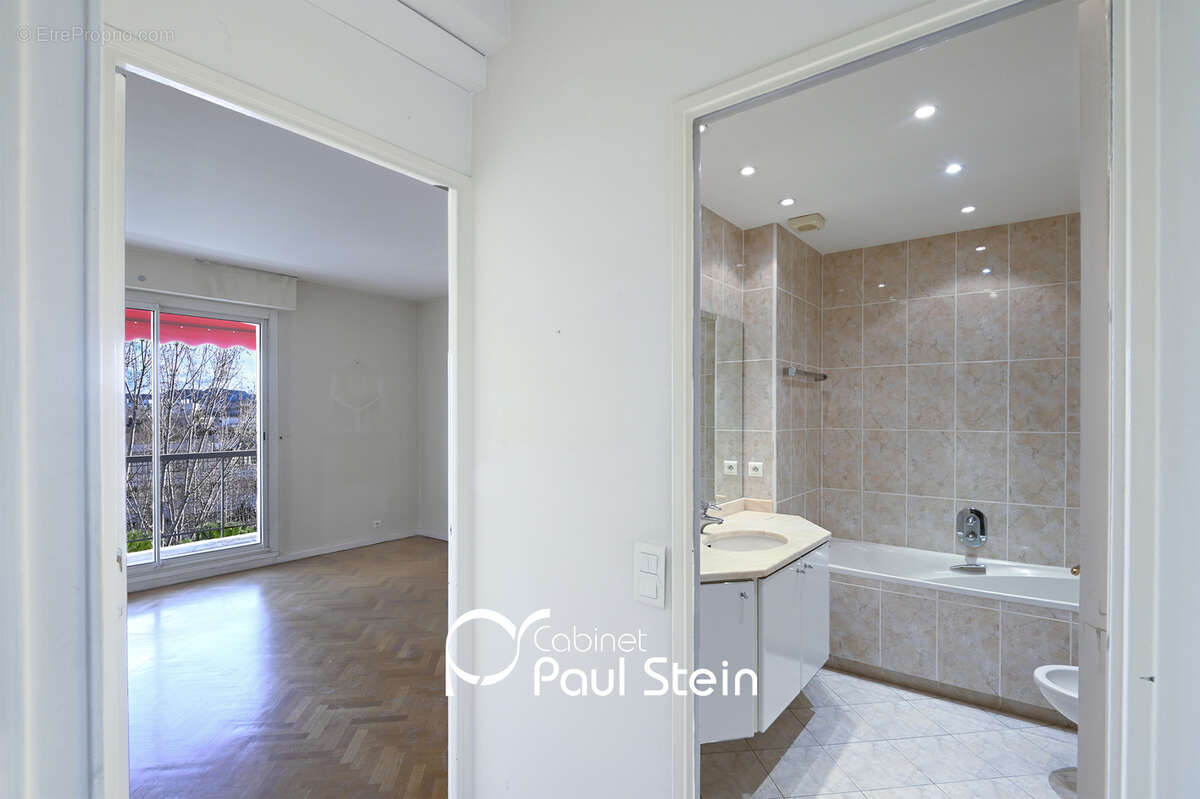Appartement à MARSEILLE-8E