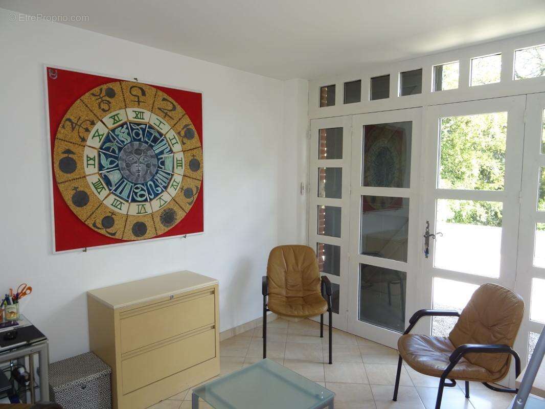 Secteur saint hilaire les places proche de nexon en haute vienne magnifique manoir du 17eme de 280 m² habitables sur 17862 m² de - photo 29