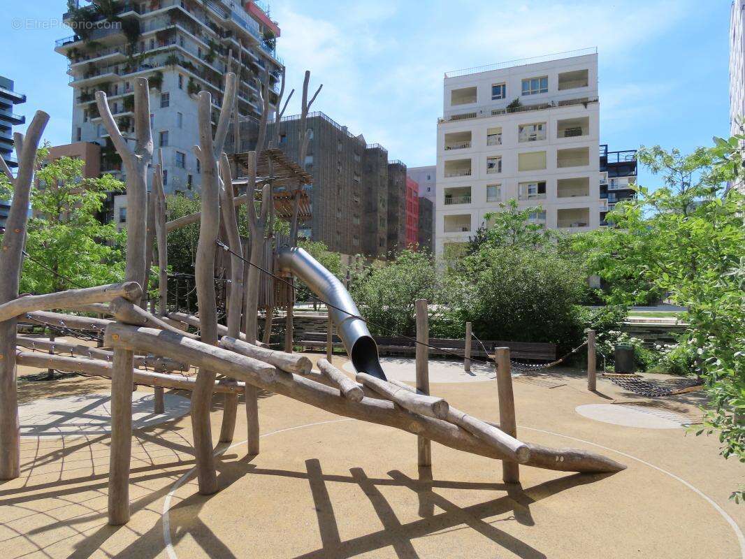 Appartement à ASNIERES-SUR-SEINE