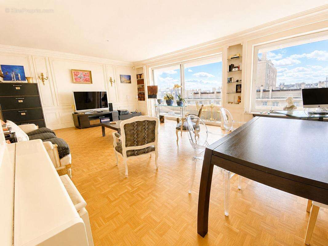 Appartement à PARIS-12E