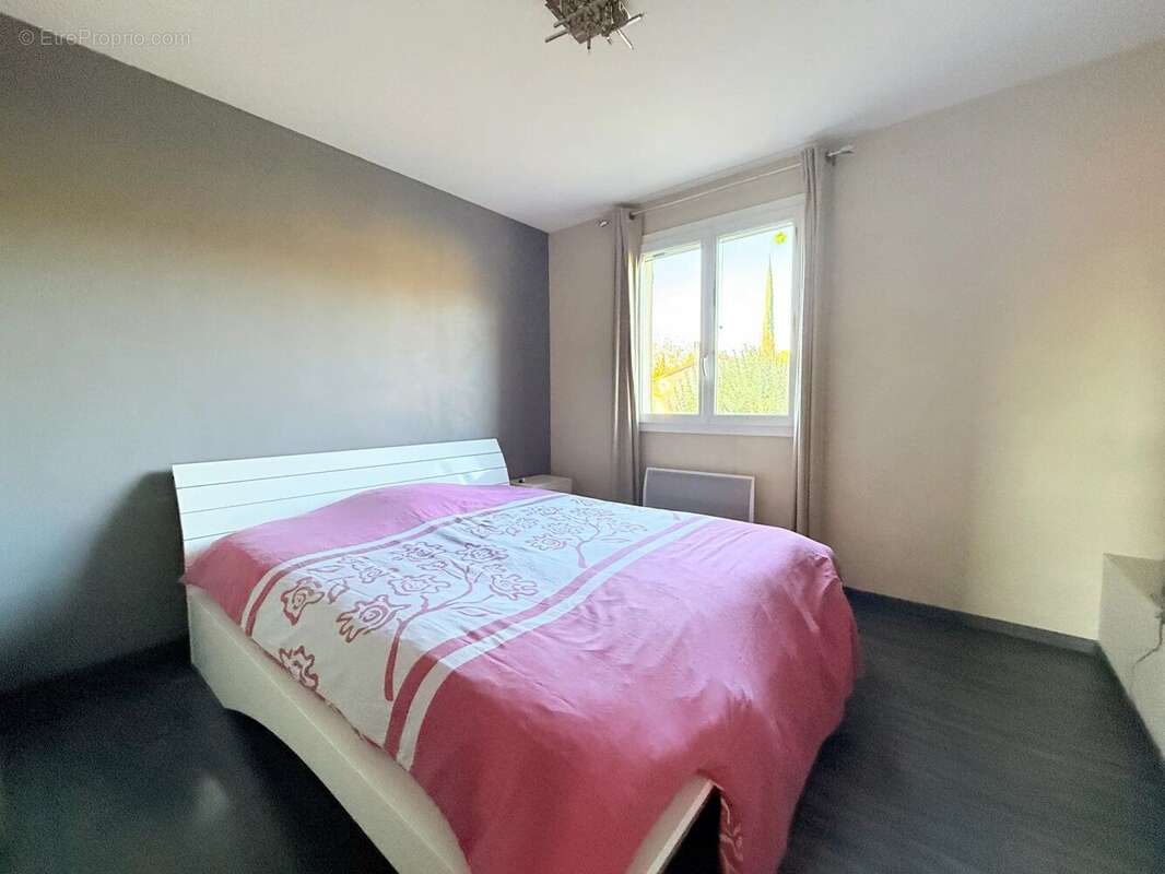 Maison à POURRIERES