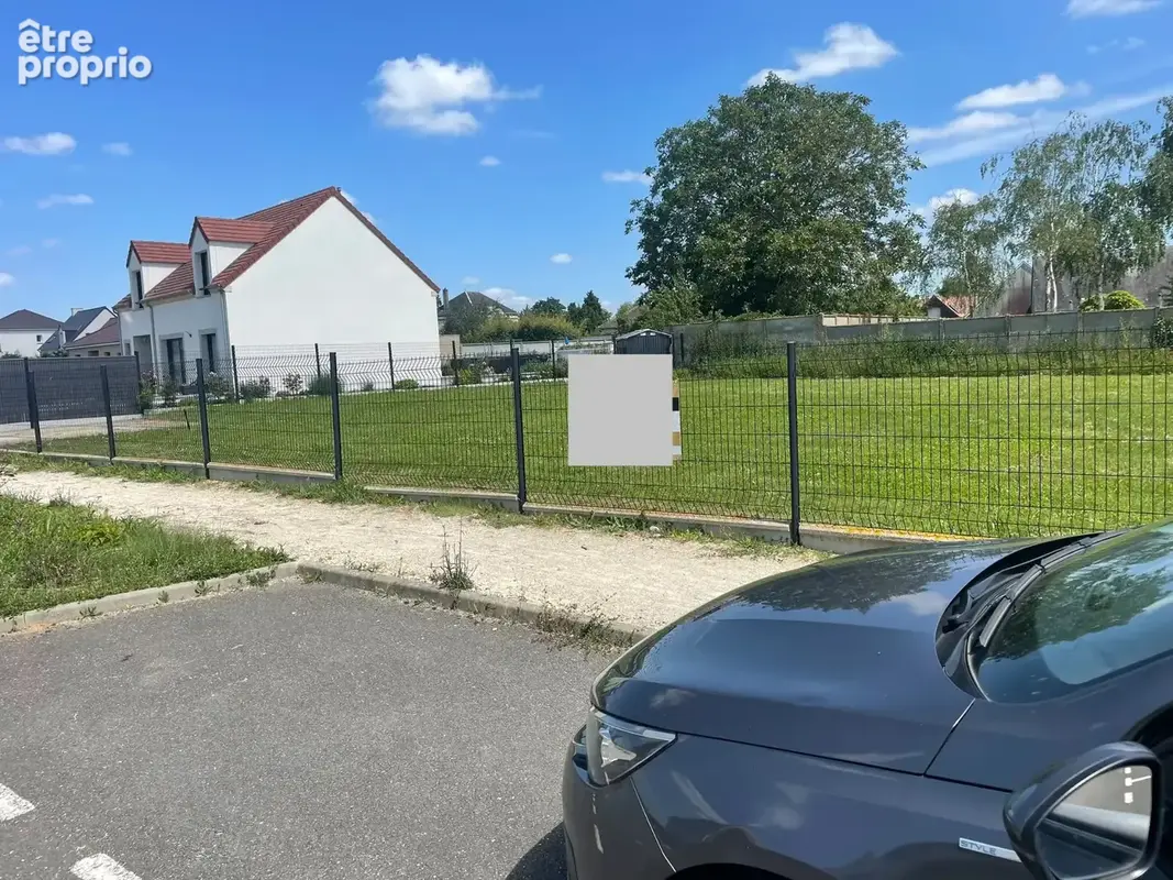 Terrain à NOGENT-SUR-EURE