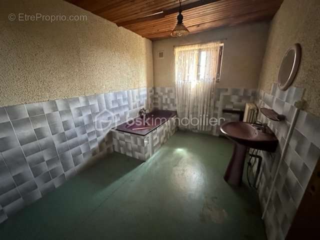 Appartement à ETEIGNIERES