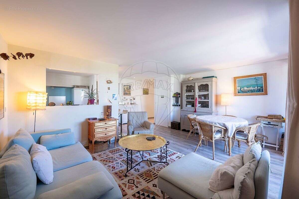 Appartement à MARSEILLE-7E