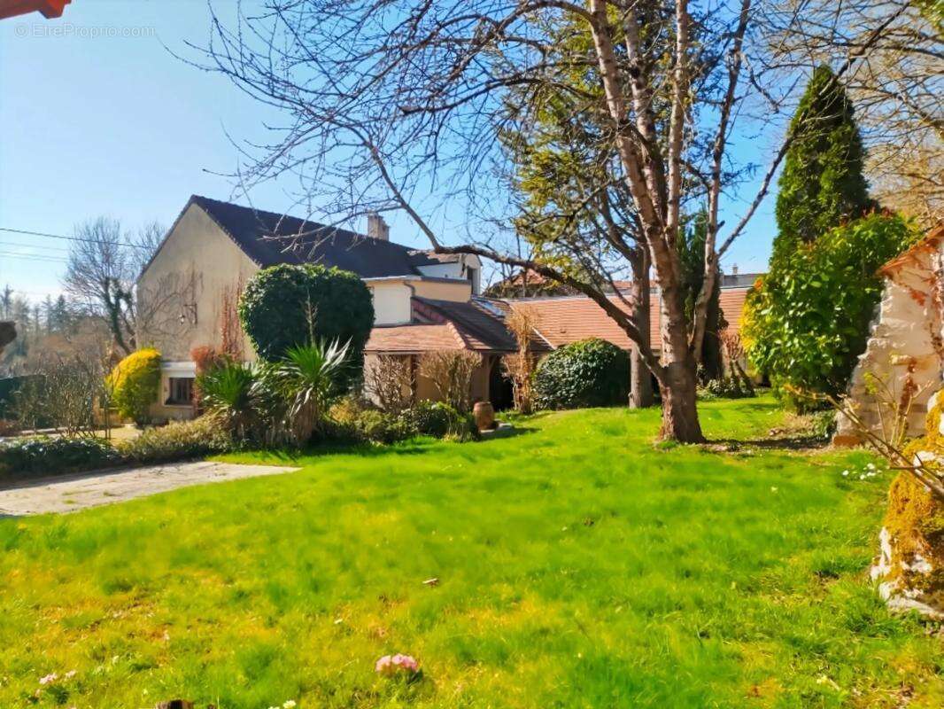 Maison à CHARTRETTES